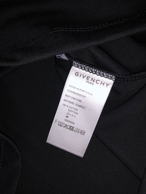 ブランドTシャツ角部分ディテール